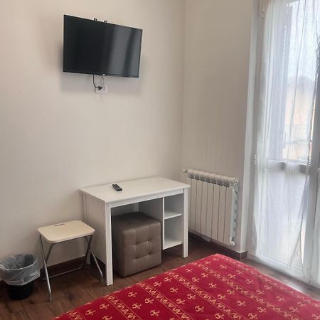 Alo Alo Albergo Casteggio Buitenkant foto