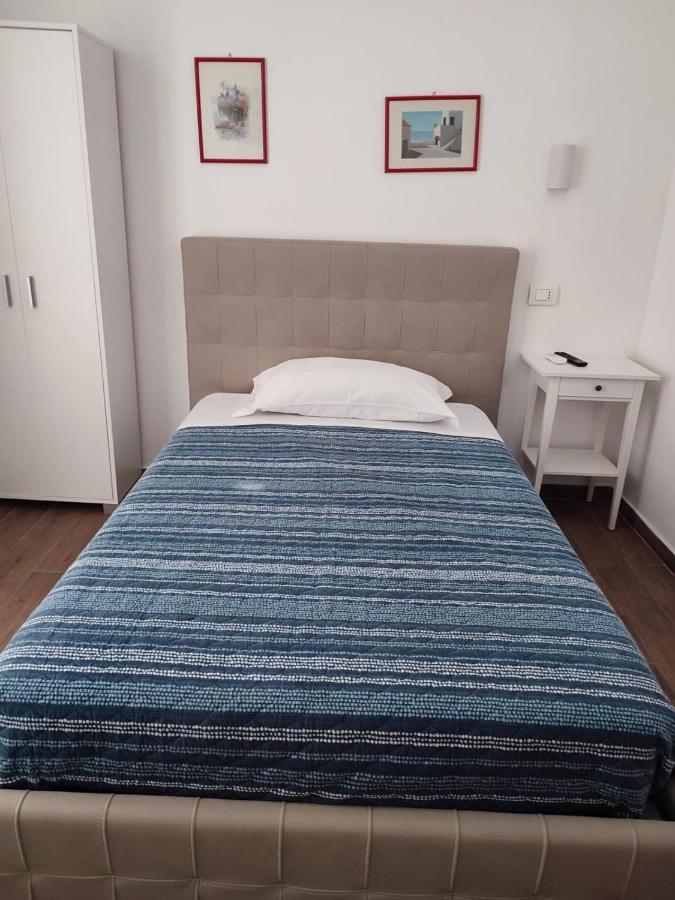 Alo Alo Albergo Casteggio Buitenkant foto
