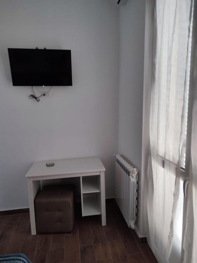 Alo Alo Albergo Casteggio Buitenkant foto