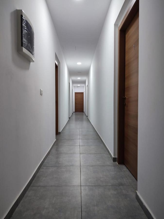 Alo Alo Albergo Casteggio Buitenkant foto